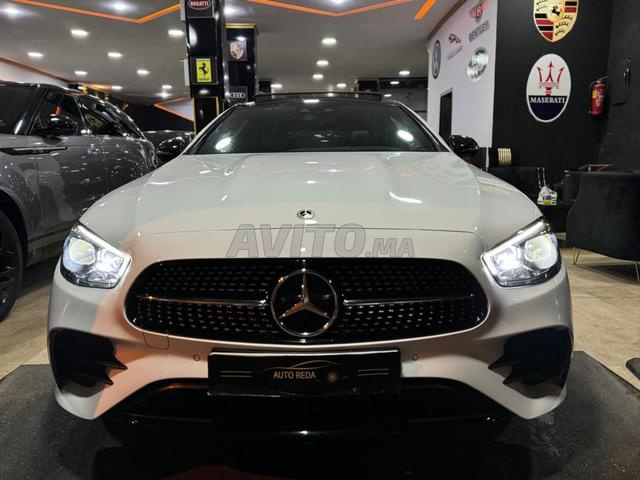 مرسيدس بنز الفئة E كابورليه AMG لاين - 2