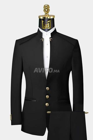 Location costumes pour hommes