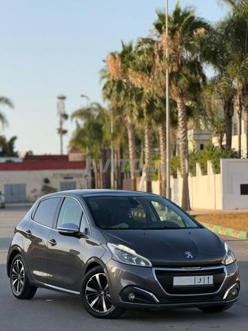 Peugeot 208 Tech Spécial Édition 2019❣️ - 2
