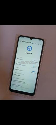 Samsung M12 - 2