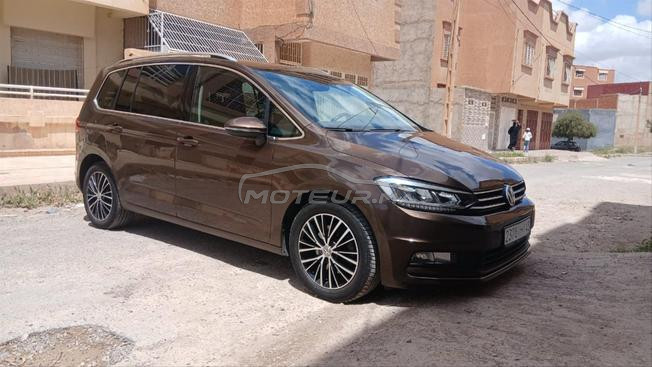 Volkswagen Touran Diesel Manuelle 2017 à Oujda
