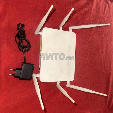 Point d'accès ZTE F680 WiFi5 fibre optique