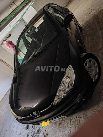 206 Peugeot essence 2008 6ch jamais accidenté - 2