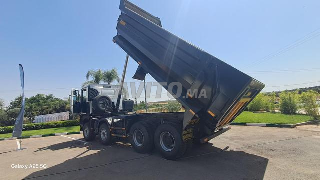 Camion Renault Trucks K 480 p8*4 avec benne - 2