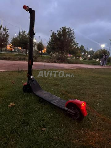 Trottinette électrique Ninebot KickScooter - 2