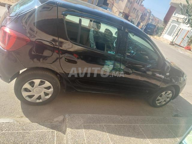 داسيا سانديرو - 2