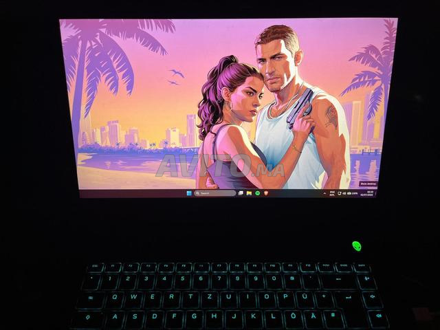 Alienware R15 m6 - 2
