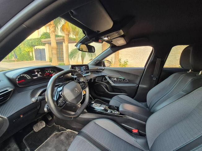 PEUGEOT 2008 ALUR AUTOMATIQUE MODÈLE 2023 D 2026