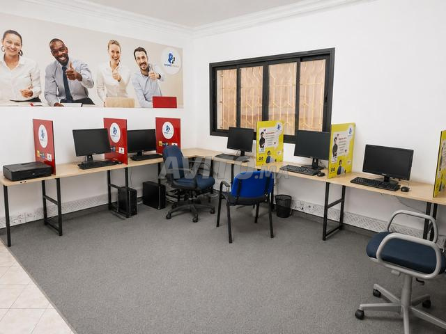 Plateau de bureaux de 140 m², bien équipé, à louer