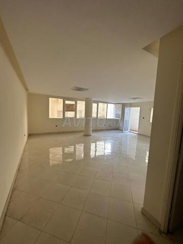 Bureau 83 m² en plein centre - 2