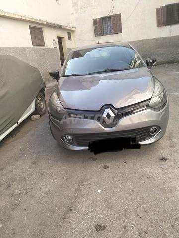 Renault Clio 4 2014 Essence