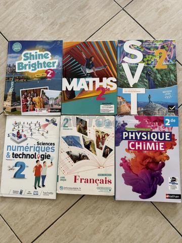 Manuels scolaires seconde en très bon état