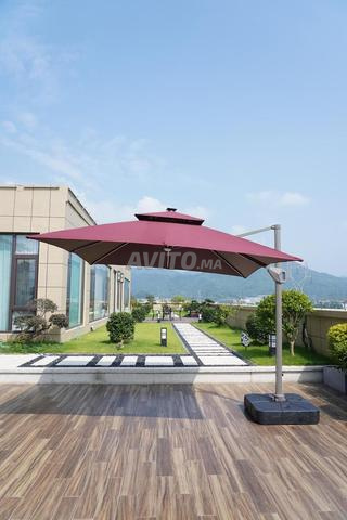 Vente de chaises et tables et tout ce qui concerne les cafés