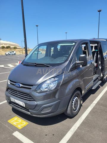 Ford Transit Custom – 9 Places –