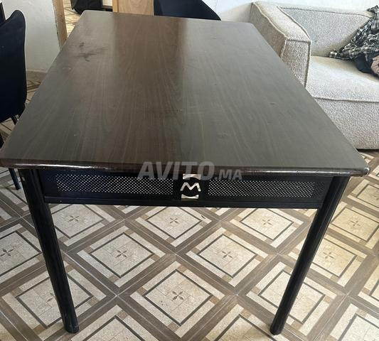 Table à vendre - 2