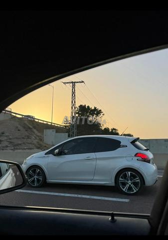 Peugeot 208 GTi phase 2 (109.000km) - 2