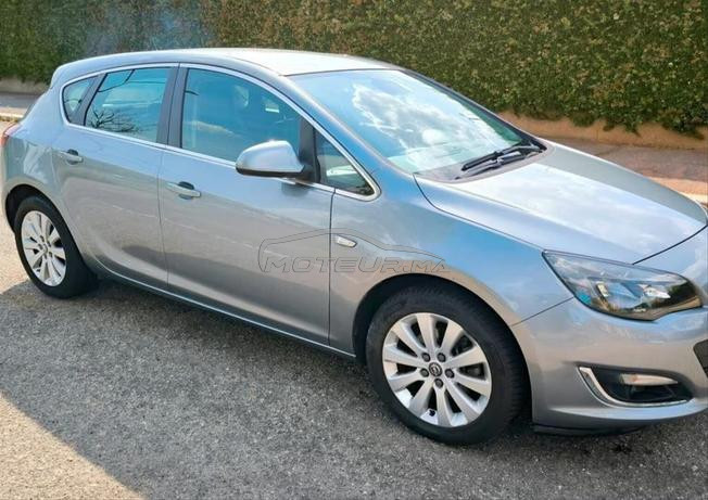 Opel Astra Diesel Manuelle 2014 à Marrakech