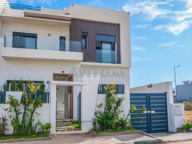 Villa 4ch 356m² dès 3.6M Bouskoura MZ-813627