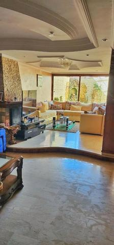 Villa Meublée à Vendre . Casablanca