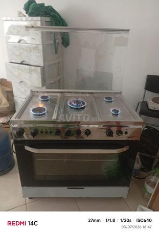 Cuisinière en très bon état - 2