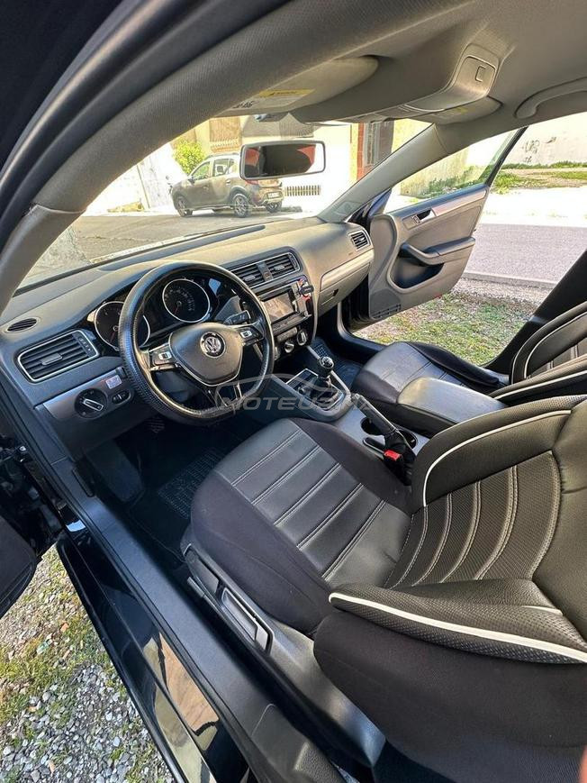 Volkswagen Jetta Diesel Manuelle 2017 à Taza