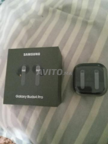 Galaxy Buds 4 Pro - 2