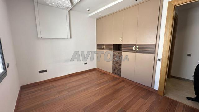 Appartement à louer 180 m² à Hay RIAD - 2