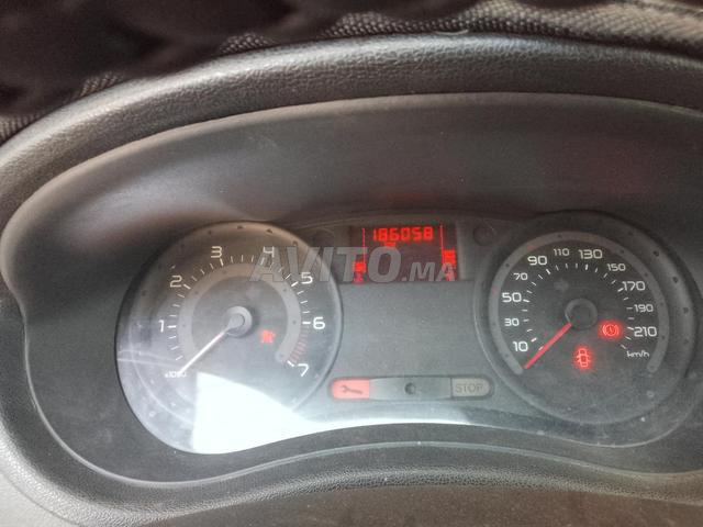Renault Clio 3 2008 photo 4