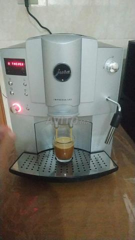 Machine à café automatique Jura - 2