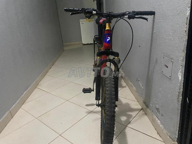 Vélo rouge - 2