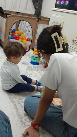 مربية لرعاية الأطفال / الحيوانات الأليفة / كبار السن