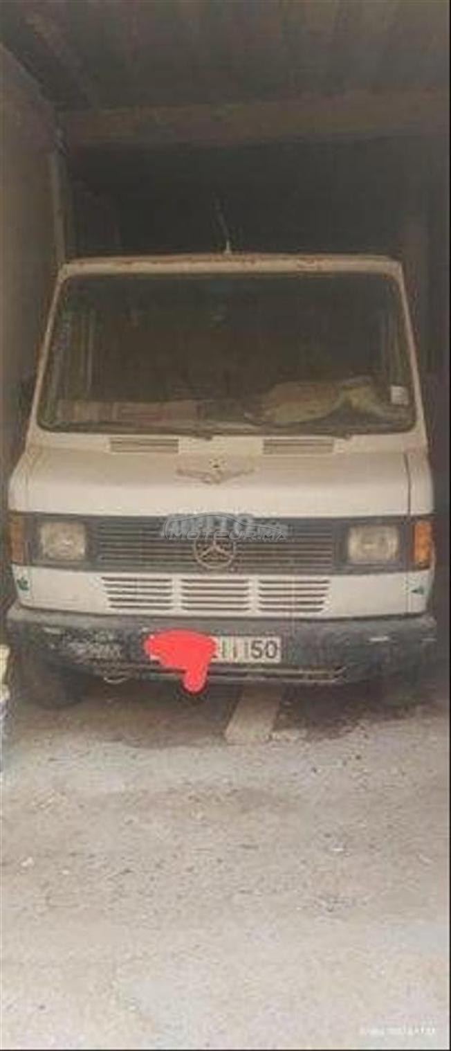 Mercedes-Benz 207D Diesel pasta twila