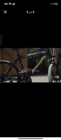دراجة هوائية Shimano بفرامل زيتية وأقراص وزجاجات زيت - 2