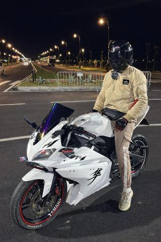 YAMAHA YZF R25