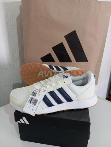 Adidas Original neuves taille 44 prix 370 dh prix fixe