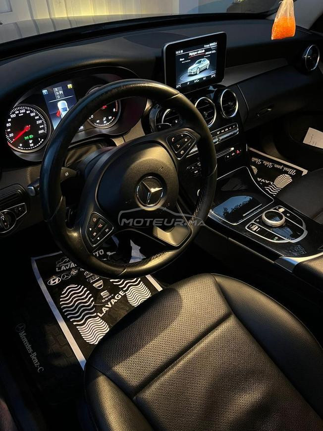 Je mets en vente ma Mercedes-Benz Classe C