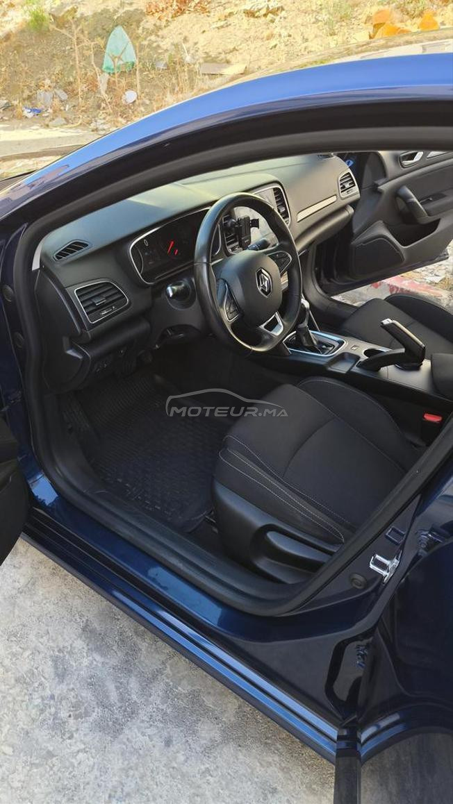 Renault megane 2022 automatique Tanger
