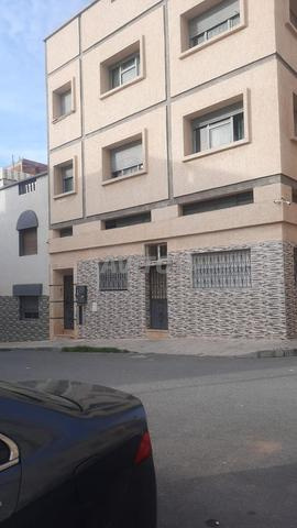 Maison 3 étages près de la grande piscine, quartier Yacoub El Mansour