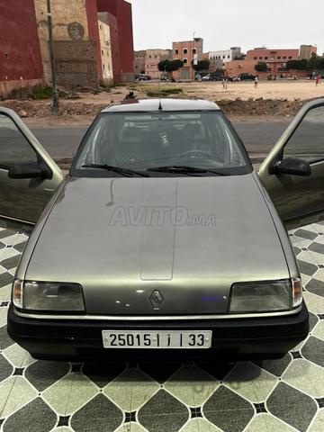 رينو 19 ديزل 1989 (السعر ثابت) - 2