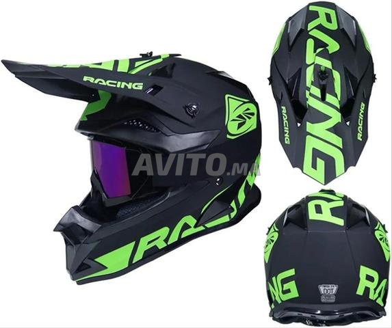 Casque moto agressif neuf avec accessoires - 2