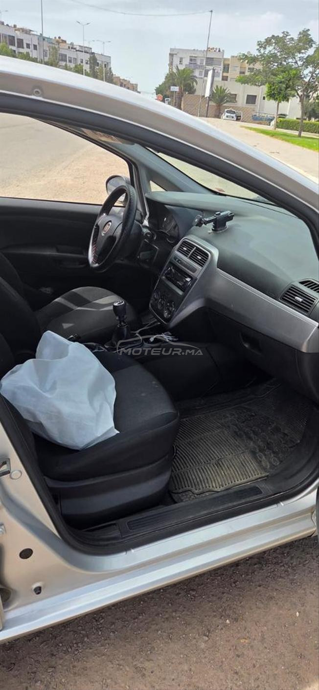 Fiat Punto Essence 2014 à Casablanca