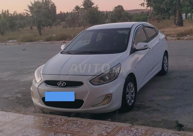 Hyundai Accent Diesel Manuelle 2018 à Ouazzane - 2