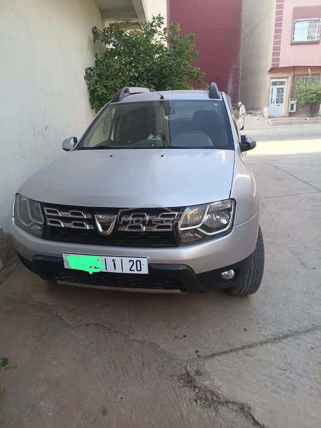 DACIA DUSTER MODEL 2016