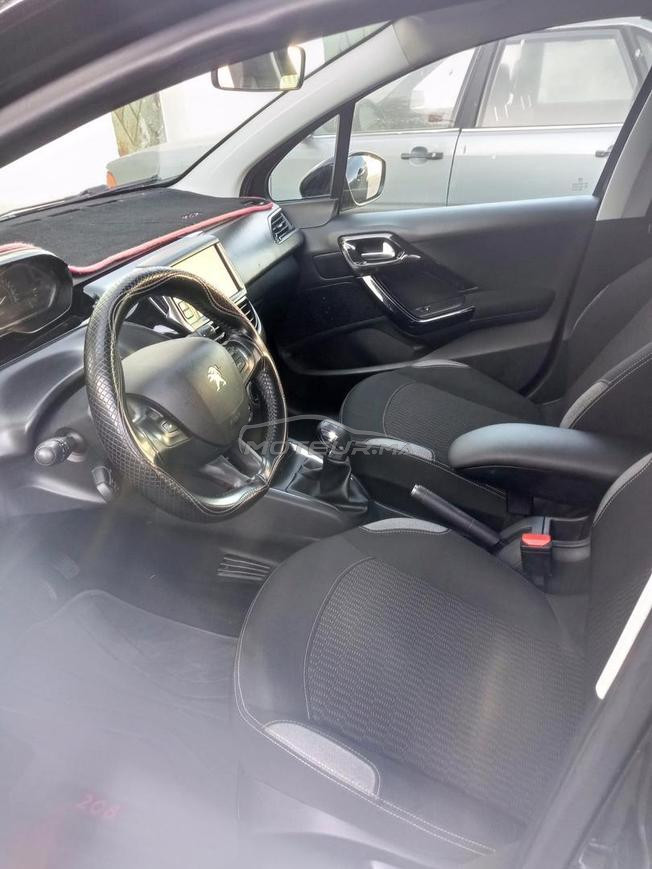 peugot 208