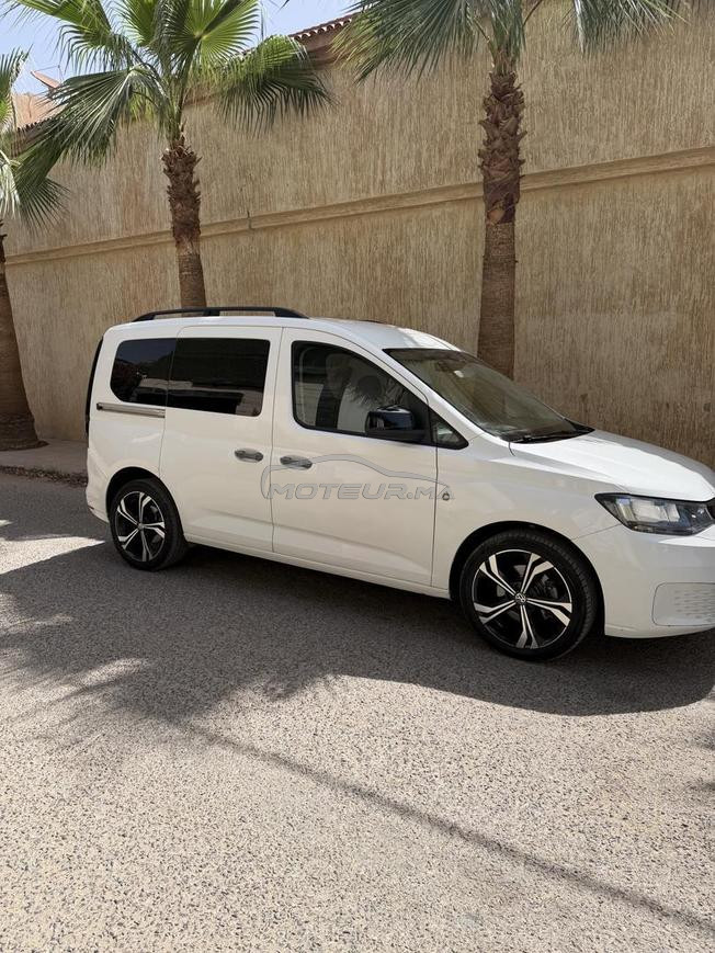 vw  caddy 2023 