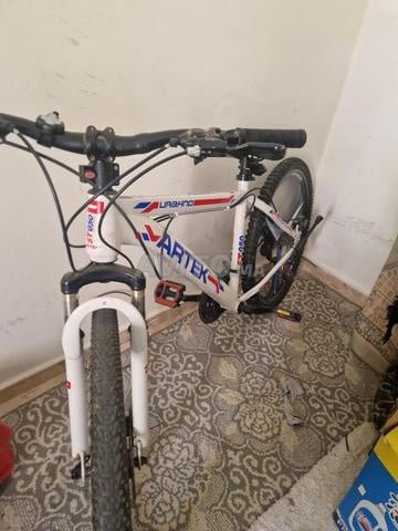 Vélo très neuf
