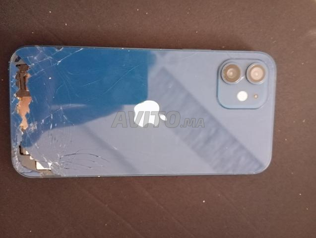 iPhone 12 normal 💙 - 2