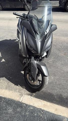 Yamaha Xmax 125 État neuf