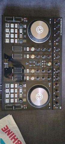 Traktor S4MK2