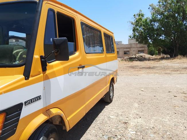 Mercedes-Benz 208 Diesel Manuelle 1993 à Taza